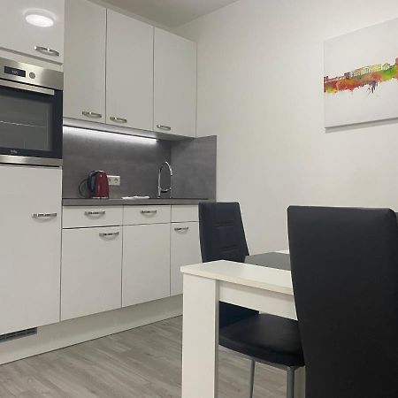 קאסל Urbanes, Modernes Apartment Mit Parkplatz מראה חיצוני תמונה