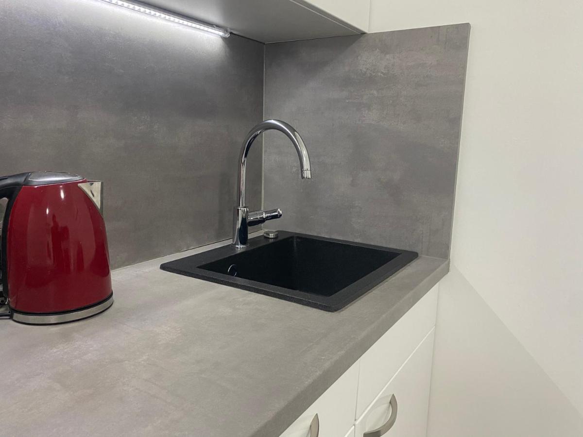 קאסל Urbanes, Modernes Apartment Mit Parkplatz מראה חיצוני תמונה